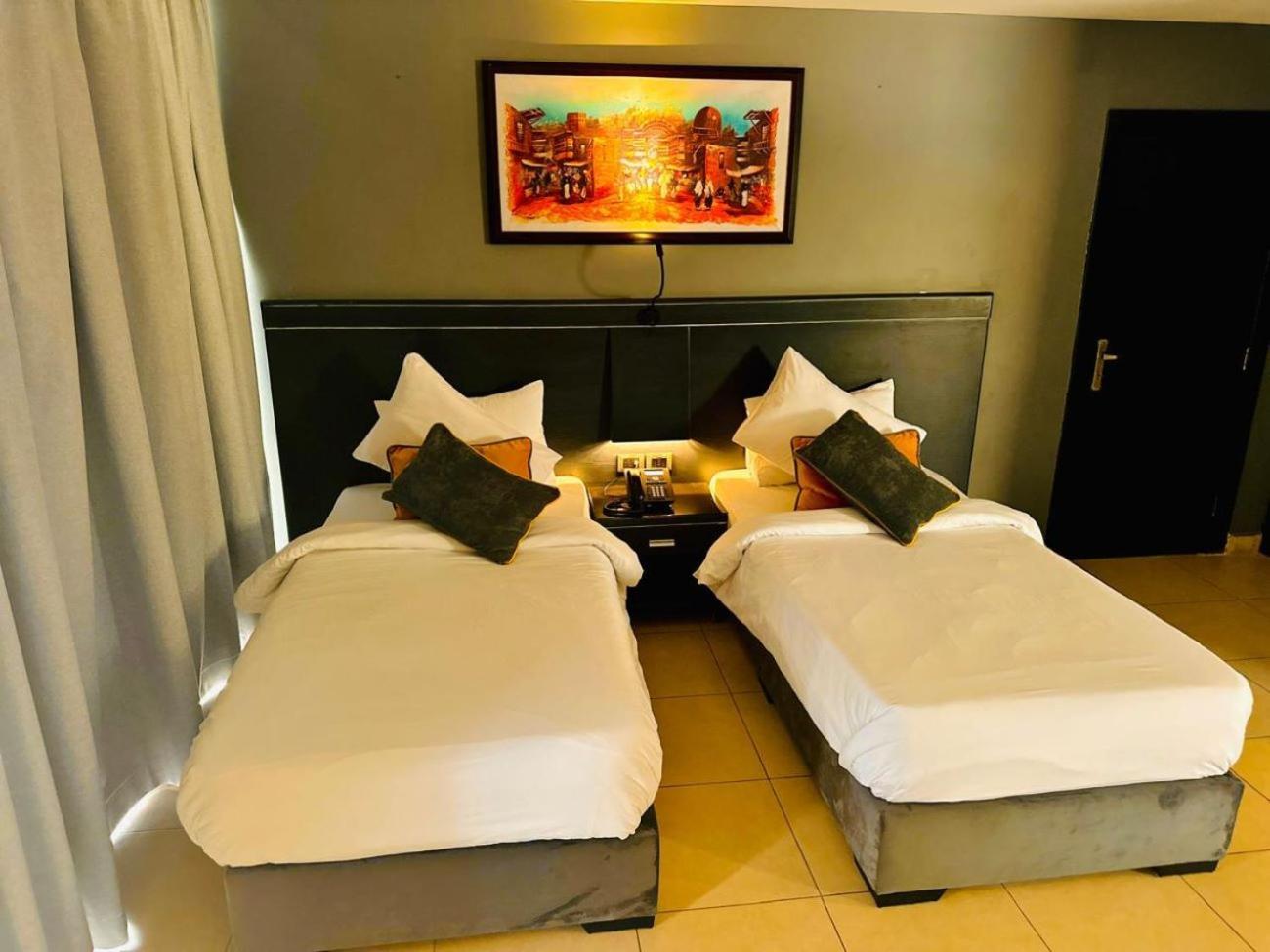 O Beach Hotel & Resort Sweimeh Esterno foto