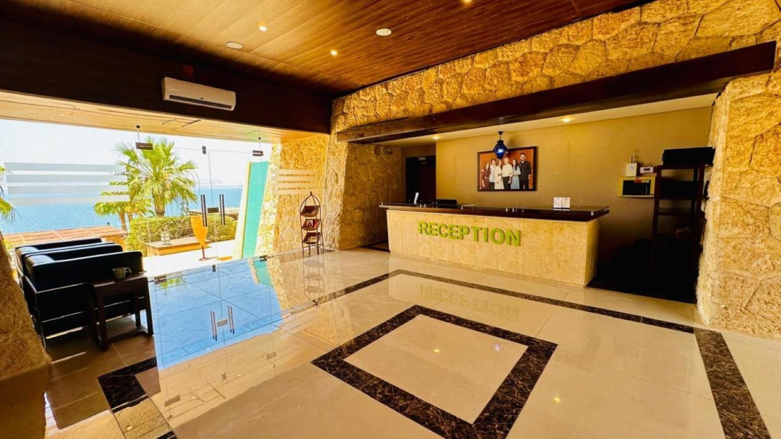 O Beach Hotel & Resort Sweimeh Esterno foto