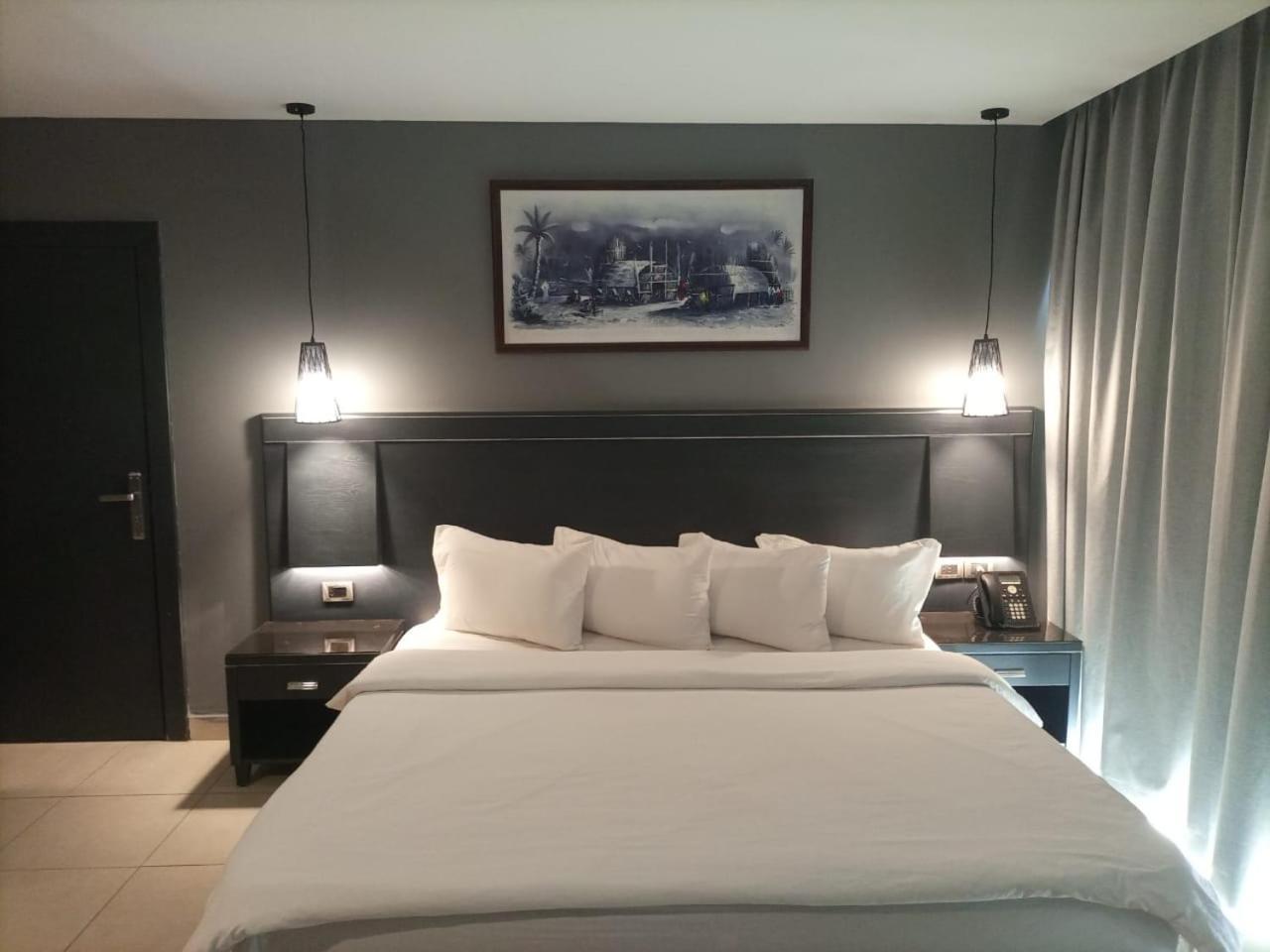 O Beach Hotel & Resort Sweimeh Esterno foto