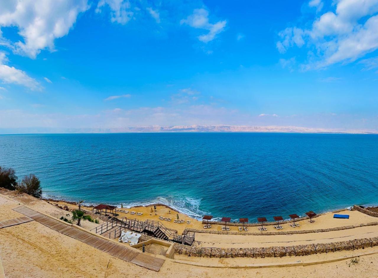 O Beach Hotel & Resort Sweimeh Esterno foto