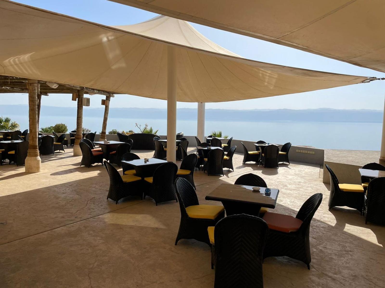 O Beach Hotel & Resort Sweimeh Esterno foto