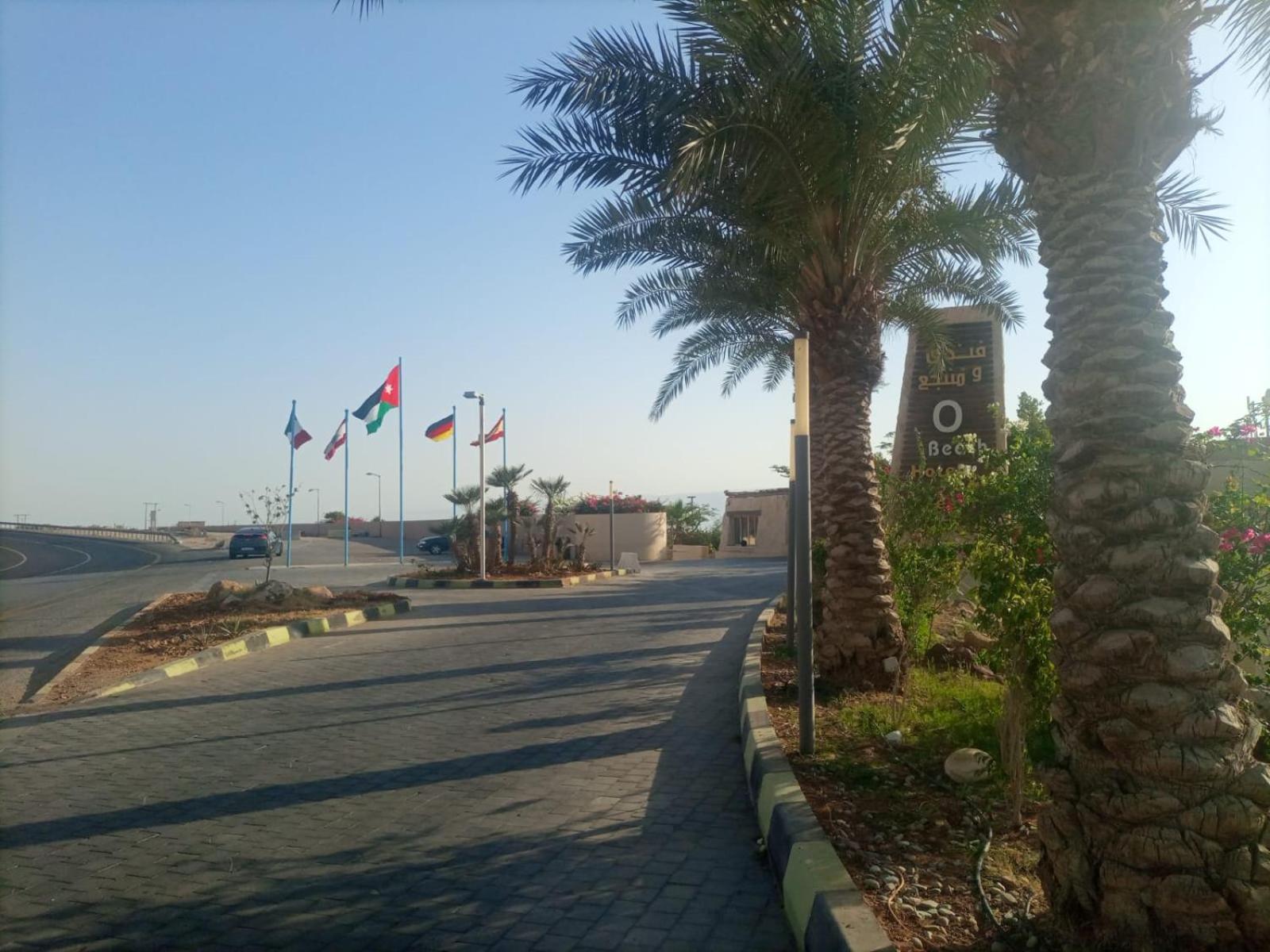 O Beach Hotel & Resort Sweimeh Esterno foto